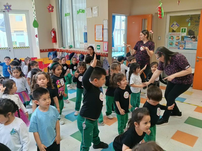 CELEBRANDO EL DÍA DE LA MÚSICA CHILENA