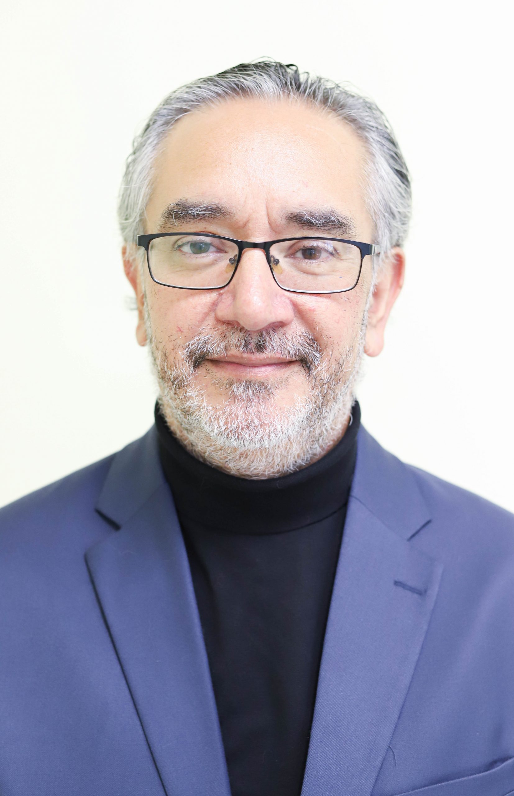 Prof. Víctor González Zapata