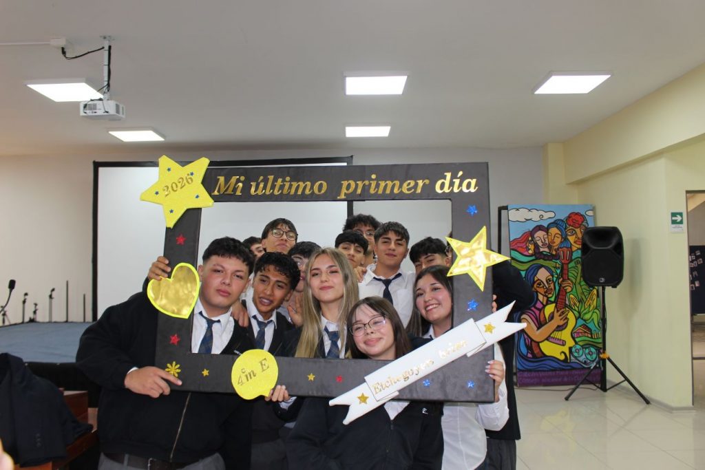 DESAYUNO INICIO ESCOLAR PARA CUARTOS MEDIOS E Y F