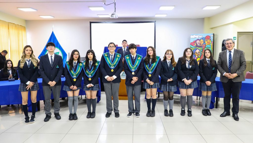CEREMONIA DE CAMBIO DE MANDO DEL CENTRO DE ESTUDIANTES