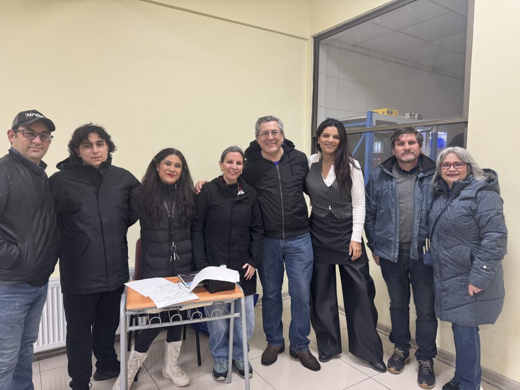 3º MEDIO E REALIZA EXITOSO BINGO A BENEFICIO